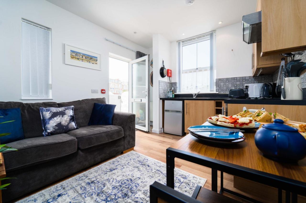 Villa Little Waves St Ives Esterno foto